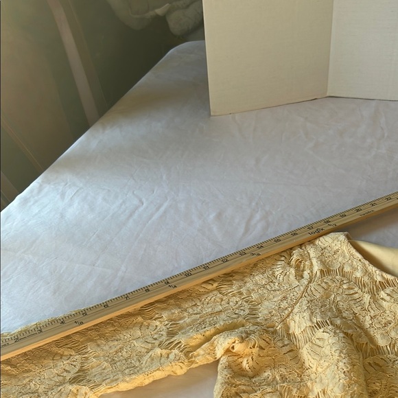 Yellow Sheath Dress with 3/4 Bell Sleeves and Scoop Neck - Picture 5 of 10